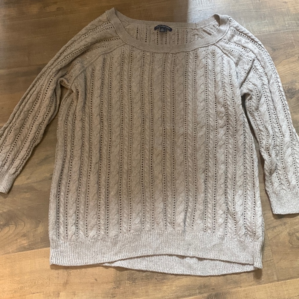 American Eagle sweater